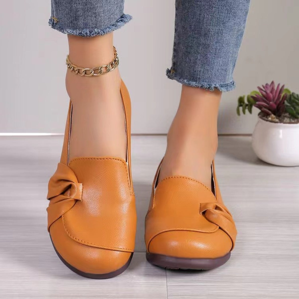 PU Leather Knot Trim Loafers